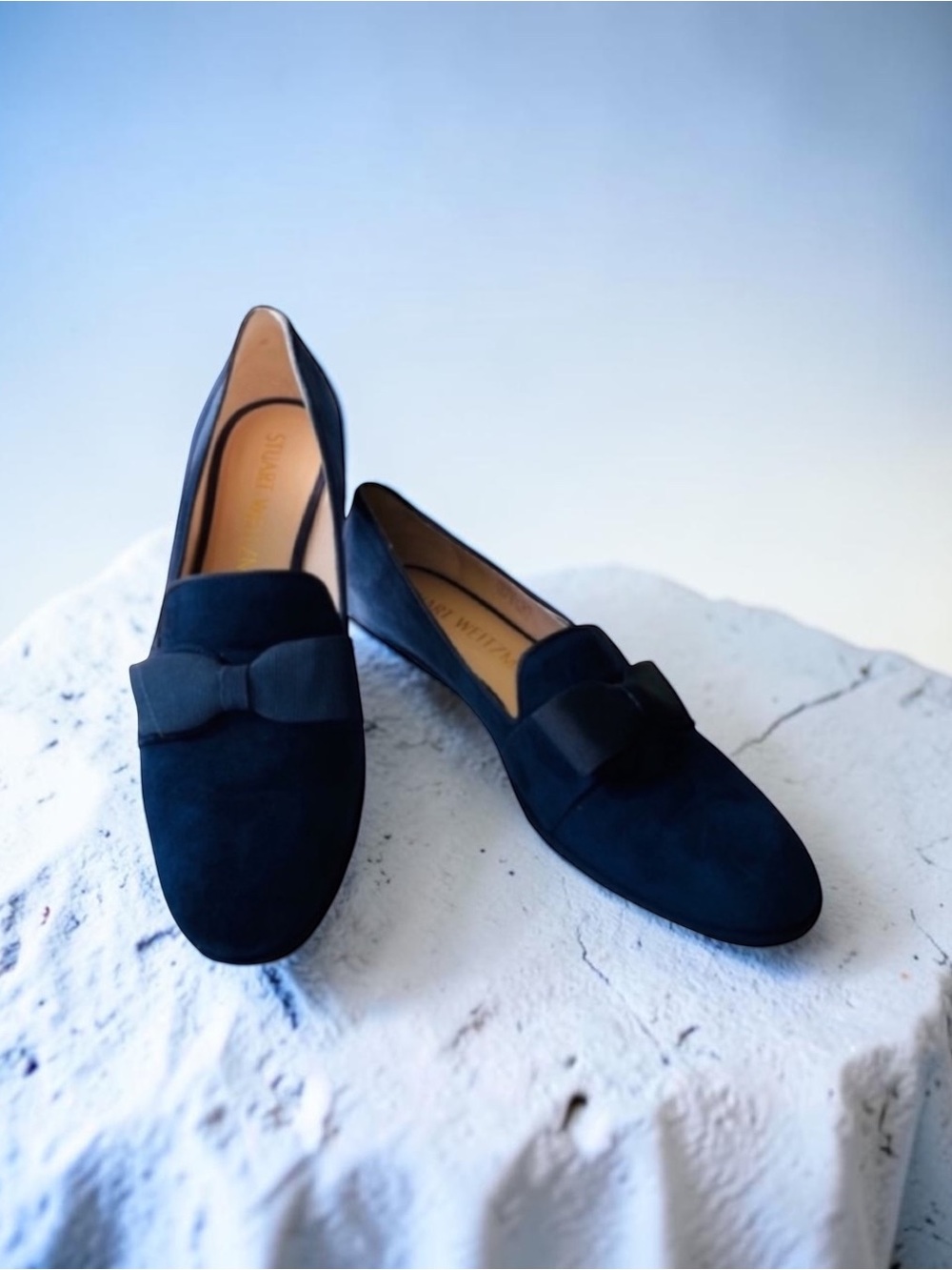 STUART WEITZMAN NEW Blue Suede Shoes Loafers Grosgrain Bows Size 8.5 AA